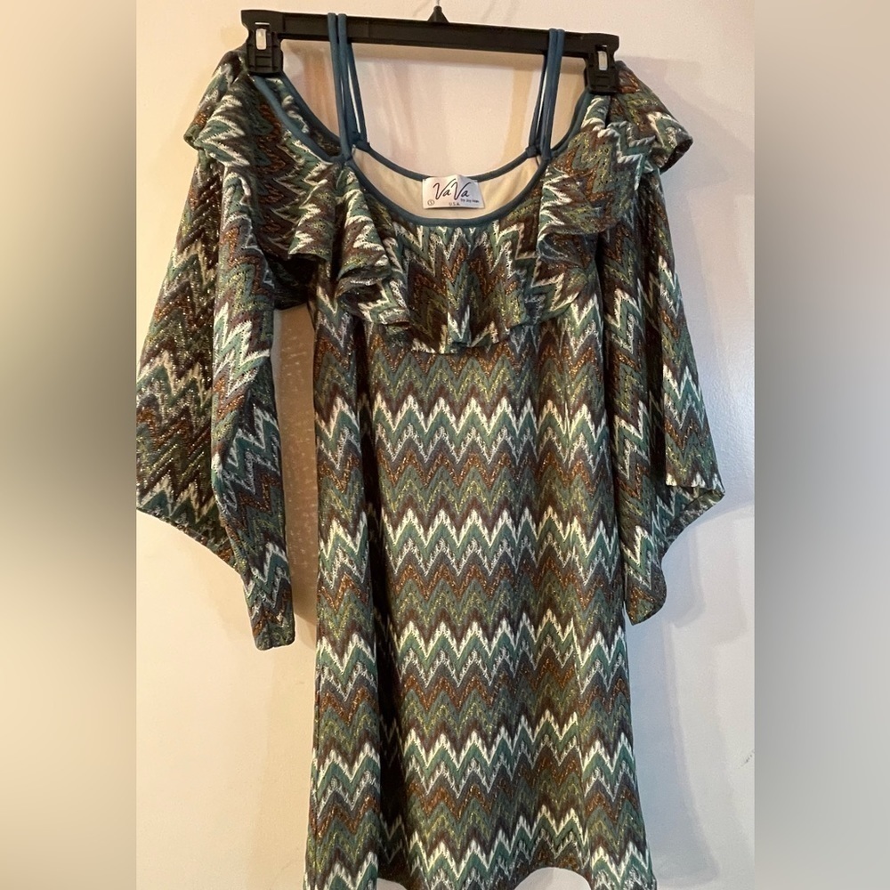 Va Va by Joy Han green and metallic chevron pattern